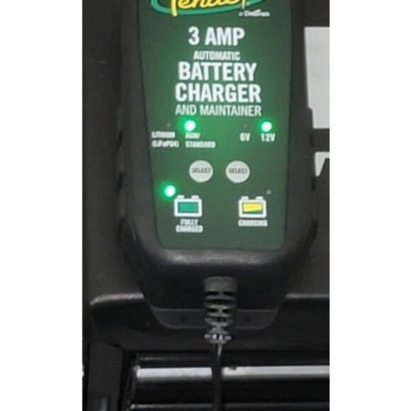 3 AMP Battery Charger and Maintainer - Automotive Switchable 12V - Picture 2 of 2